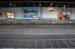 Example from France (Paris, Champ de Mars)(Symbolic fencing between tracks in combination with prohibitive signage